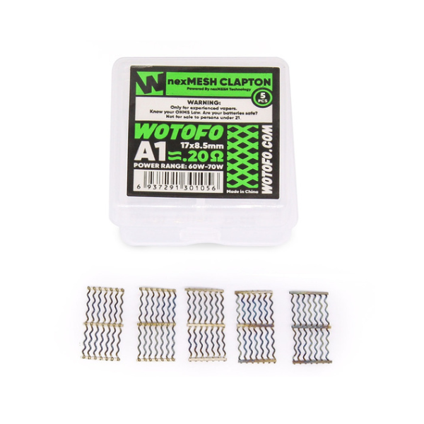 a sign that is sitting on a bench